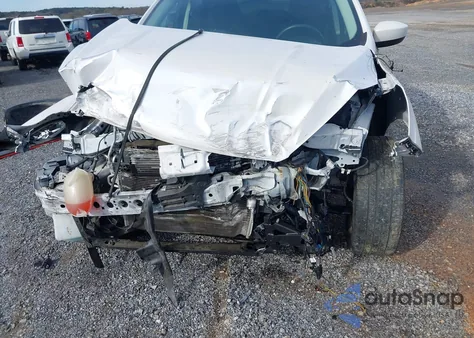 2019 Ford Escape Sel z USA, uszkodzony, nr VIN 1FMCU0HD8KUB19771